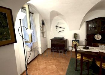 25.jpeg - Porzione di casa Vicolo Carrugetto 16, Pigna - foto 9