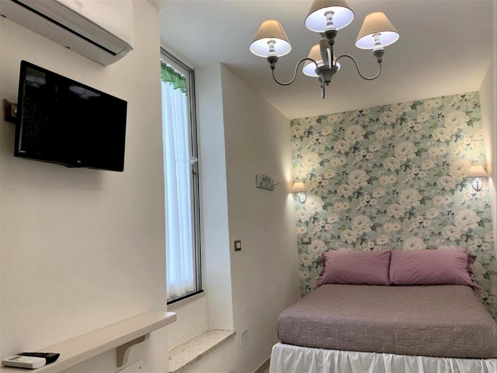 198950191.jpg - Casa indipendente Via Roberto Guiscardi, Ostuni - foto 2