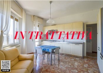 CARTELLI VETRINA.pdf.png - Bilocale Via Cesare Battisti 3, Vado Ligure - foto 2