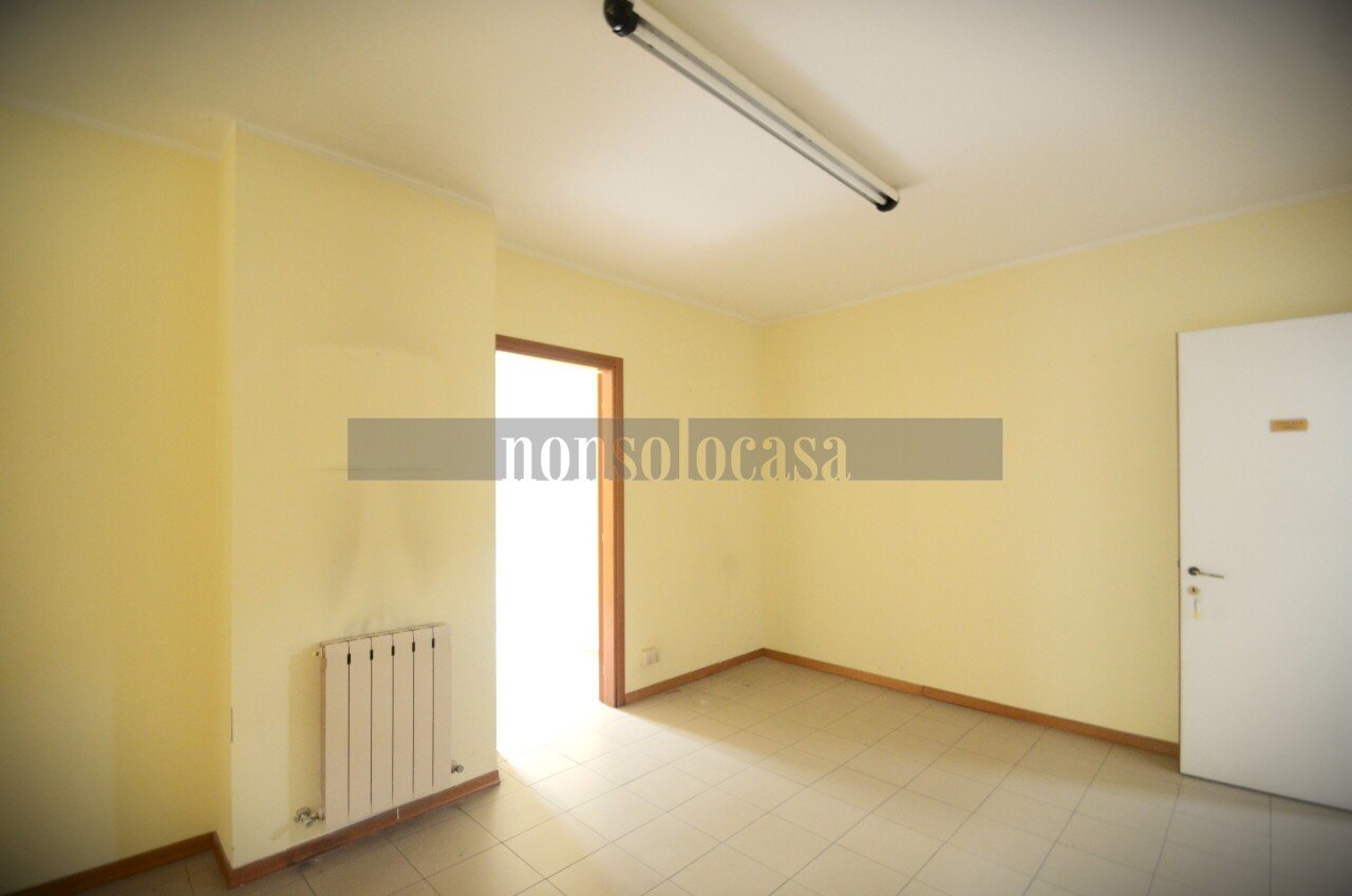 SALA D\'ATTESA - Office Via Luigi Catanelli, Perugia - photo 3
