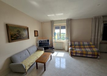 20260422_144457.jpg - Apartment Via Giuseppe Garibaldi 10, Carrara - photo 10