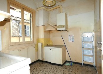 cucina.JPG - Appartamento Via Gian Domenico Cassini 4, Genova (zona Sampierdarena) - foto 3