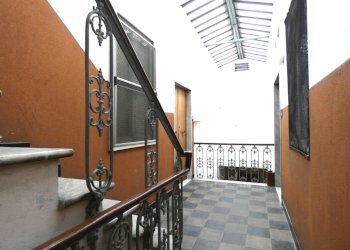vano scale.JPG - Appartamento Via Gian Domenico Cassini 4, Genova (zona Sampierdarena) - foto 10