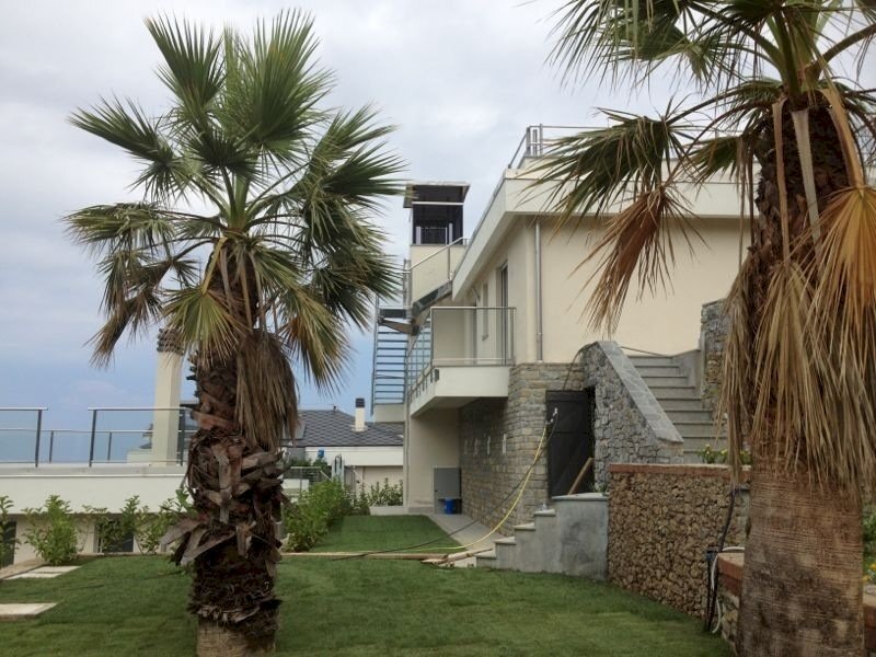 IMG_0335.JPG - Villa Strada Panoramica San Bernardo 116-118, Alassio - foto 2