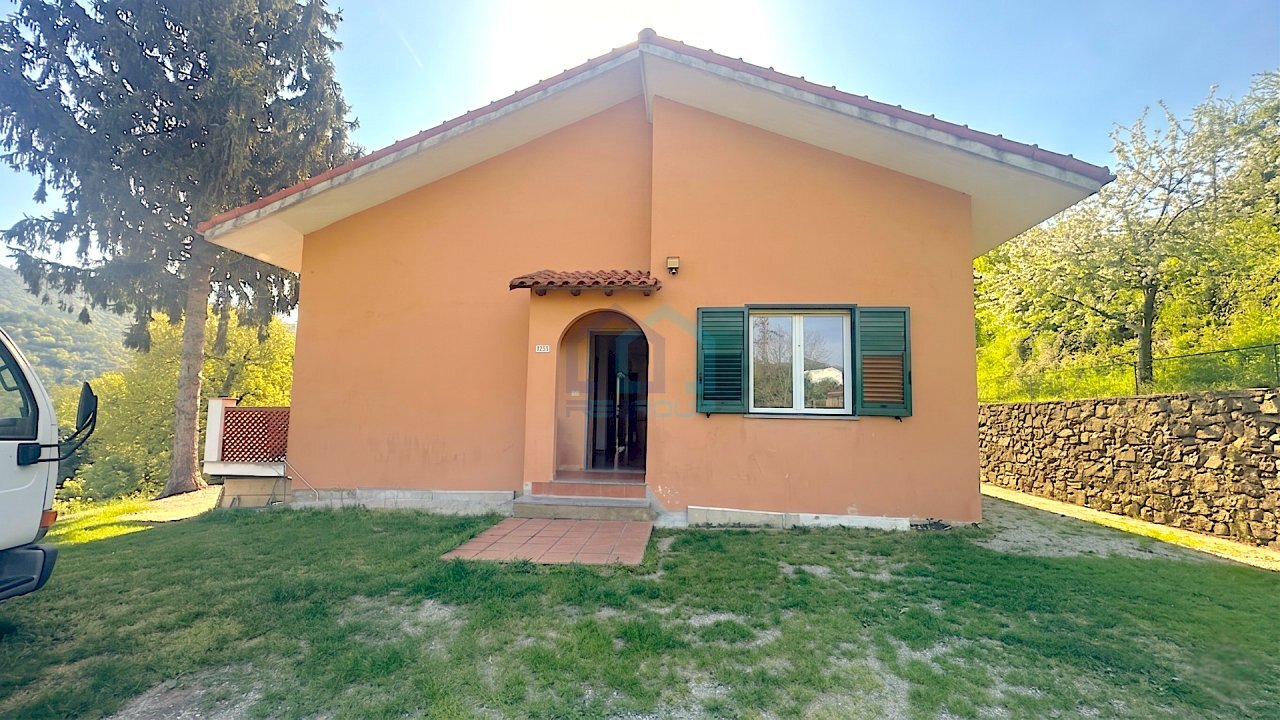 ingresso esterno - Villa Via Santuario 125, Savona - foto 3