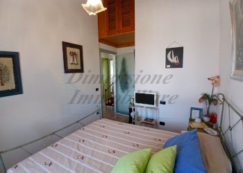 Camera matr....jpg - Four-room apartment Rosignano Marittimo - photo 7