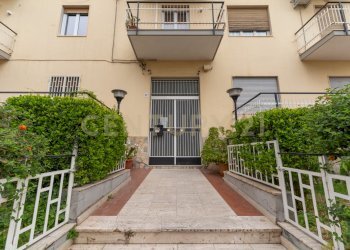 Via Mineo 33 (4).jpg - Four-room apartment Via Mineo 33, Catania - photo 2
