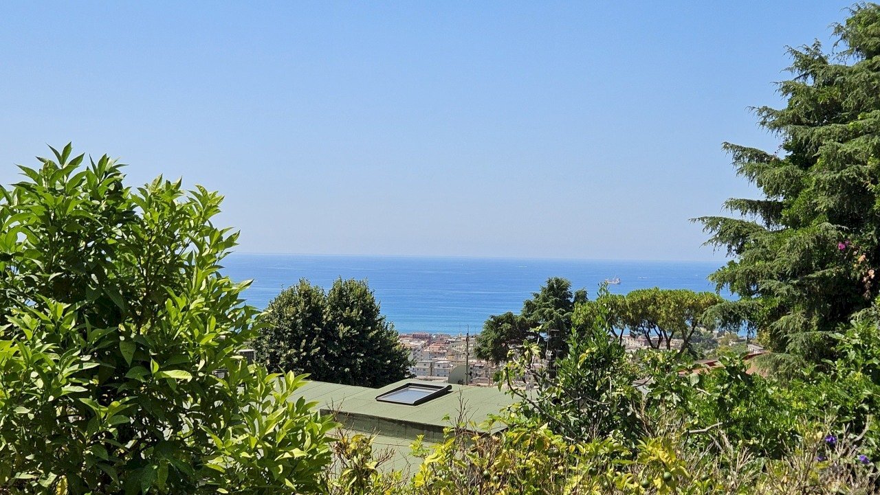 18c786cf-0e2f-446f-a17f-aa4bbe4678f5.jpg - Appartamento Salerno - foto 3