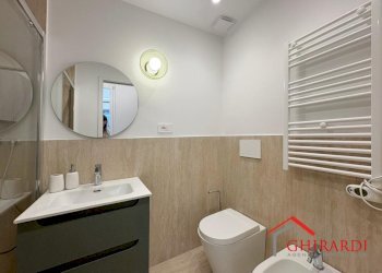 5.3 BAGNO.jpeg - Appartamento Via Chiaravagna 19, Genova (zona Sestri Ponente) - foto 16