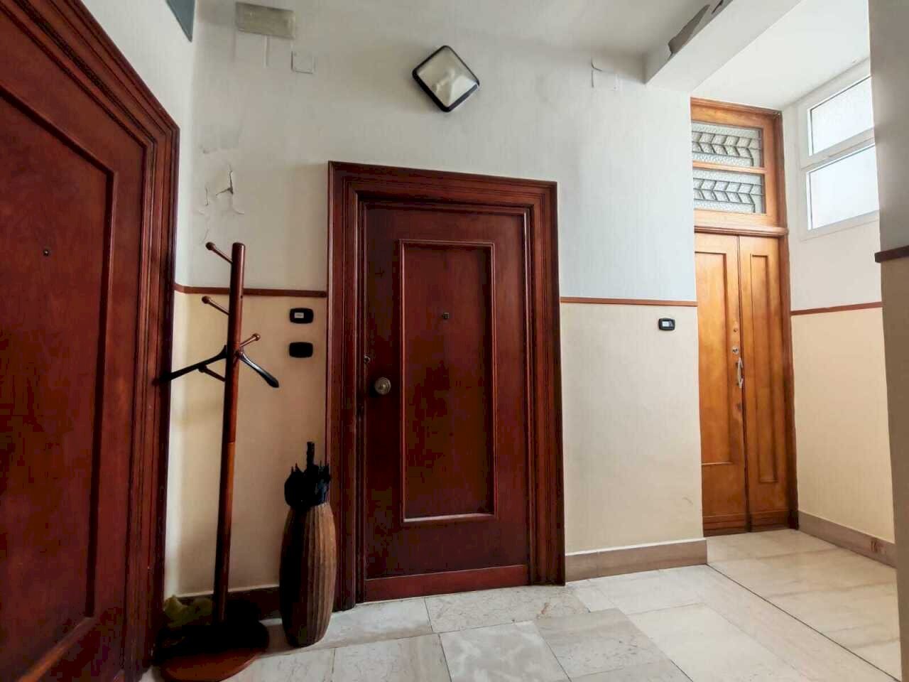 2.jpg - Trilocale Via Cristoforo Colombo 113, Brindisi - foto 3