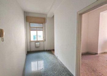 5.jpg - Three-room apartment Via Cristoforo Colombo 113, Brindisi - photo 5