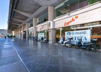 01..jpg - Locale Commerciale Corso Sicilia 20, Catania - foto 1