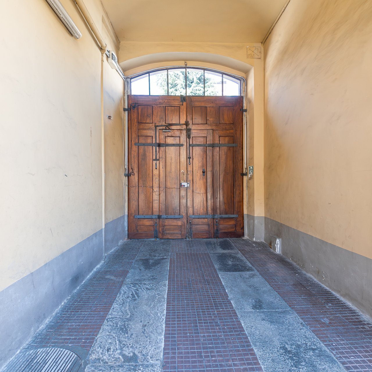 DJI_20260423122626_0439_D.jpg - One-room apartment Via Martinetto, Torino (neighborhood San Donato) - photo 3