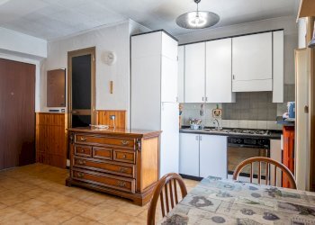 DJI_20260423121528_0404_D.jpg - One-room apartment Via Martinetto, Torino (neighborhood San Donato) - photo 8