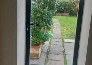 PHOTO-2025-10-31-12-35-00.jpg - Attico Via Tombesi dall'Ova, Ravenna - foto 12