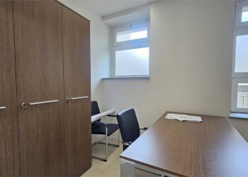 Office Piazza Camillo Benso Conte di Cavour 10, Savigliano (CN), Savigliano - photo 16