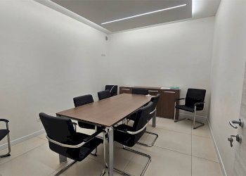 Office Piazza Camillo Benso Conte di Cavour 10, Savigliano (CN), Savigliano - photo 19