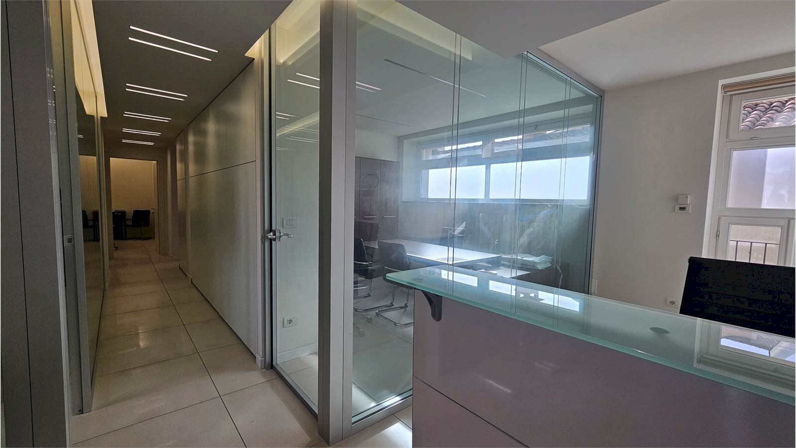 Ufficio Piazza Camillo Benso Conte di Cavour 10, Savigliano (CN), Savigliano - foto 1