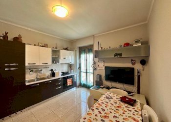 Appartamento Viale Martiti della Libertà, Borgaro Torinese - foto 2