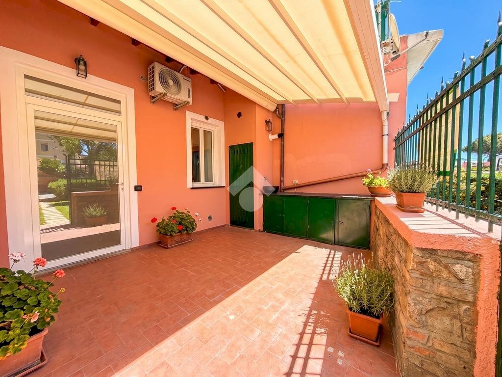 Two-room apartment Via aurelia, San Lorenzo al Mare - photo 1