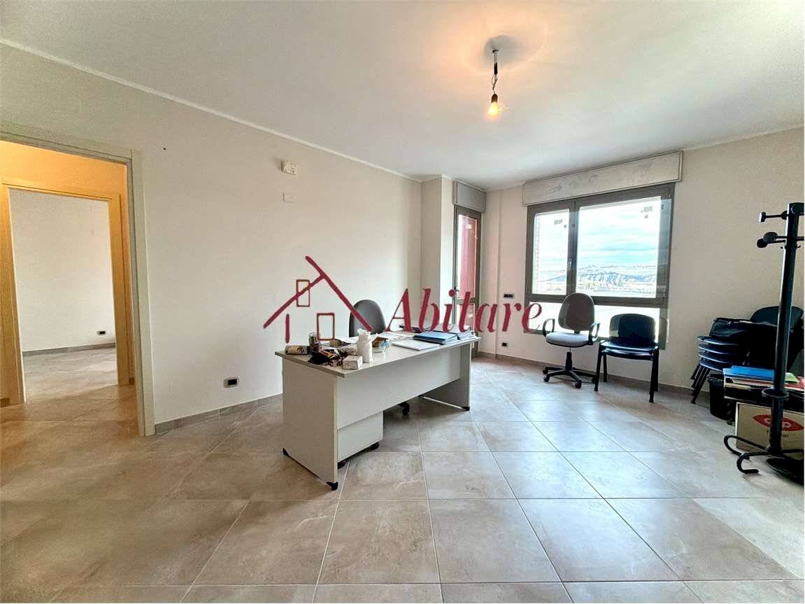 Four-room apartment Corso canale, 18, Alba - photo 2