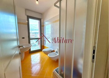 Four-room apartment Corso canale, 18, Alba - photo 7