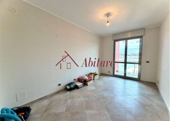 Four-room apartment Corso canale, 18, Alba - photo 14