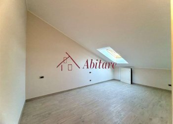 Four-room apartment Corso canale, 18, Alba - photo 27