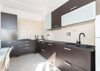 Three-room apartment Via Gibellini, Caselle Torinese - photo 3