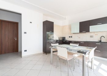 Three-room apartment Via Gibellini, Caselle Torinese - photo 5