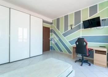 Three-room apartment Via Gibellini, Caselle Torinese - photo 17