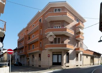 Three-room apartment Via Gibellini, Caselle Torinese - photo 24
