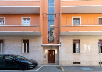 Three-room apartment Via Gibellini, Caselle Torinese - photo 25