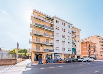 Trilocale Loano - foto 32