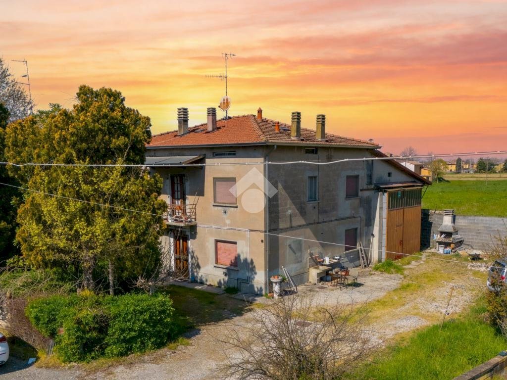 Rustico Str. Gazzo, Castelnovo di Sotto - foto 1