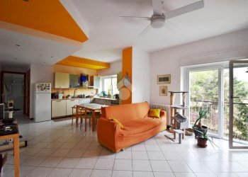Two-room apartment Via aosta, Ivrea - photo 1