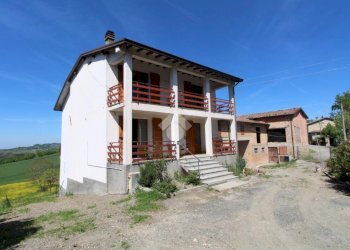 Casa indipendente Strada lodrignano, Neviano degli Arduini - foto 1