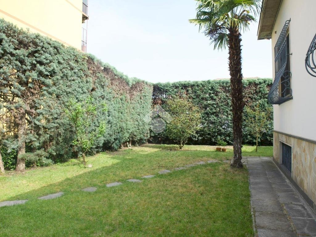 Villa Via E. Duse, Vigevano - foto 2