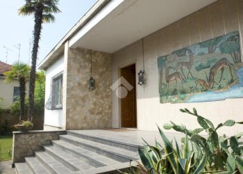 Villa Via E. Duse, Vigevano - foto 1