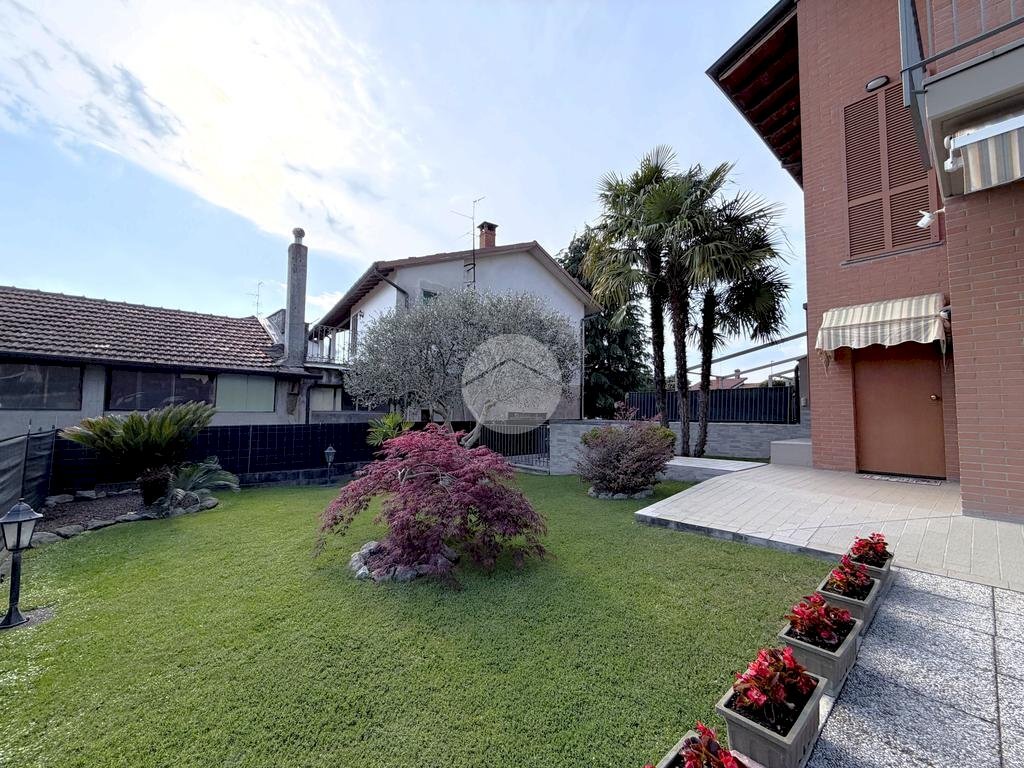 Villa a Schiera Via Fratelli Bandiera, Corbetta - foto 3