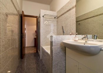 Two-room apartment Via Roma, Assago - photo 9