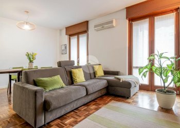 Trilocale Via Ortica, Milano (zona Ortica) - foto 2