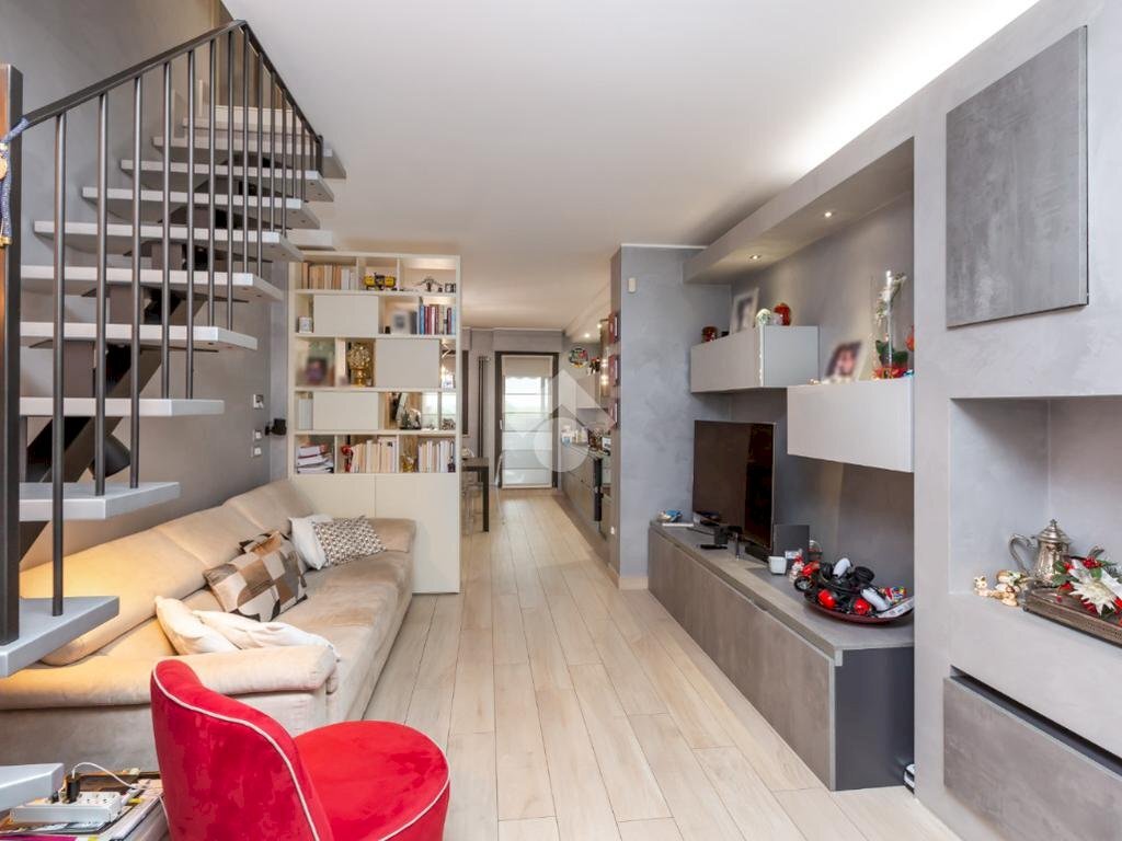 Quadrilocale Str. Antica di Collegno, Torino (zona Parella) - foto 1