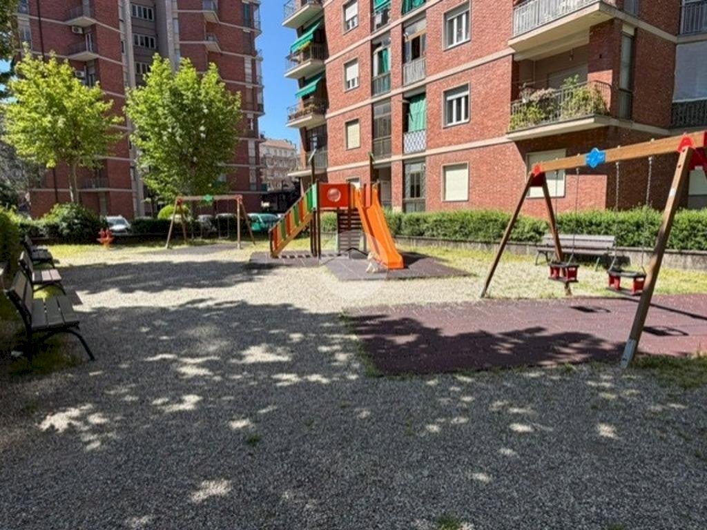 Quadrilocale Via sospello, Torino (zona Borgo Vittoria) - foto 1