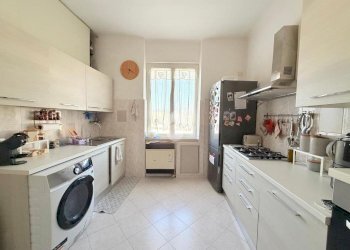 Quadrilocale Via Passo Buole, Genova (zona Cornigliano) - foto 11