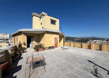 Appartamento Via coronata, Genova (zona Cornigliano) - foto 1