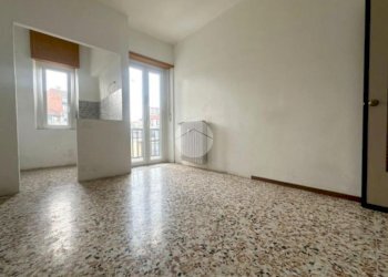 Three-room apartment Via Viterbo, Torino (neighborhood Lucento) - photo 3