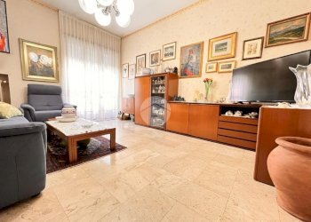 Quadrilocale Via valfenera, Torino (zona Borgo Vittoria) - foto 1
