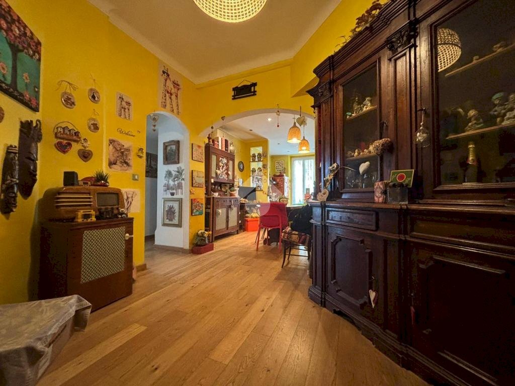 Trilocale Via Bonifacio, Genova (zona Marassi) - foto 2