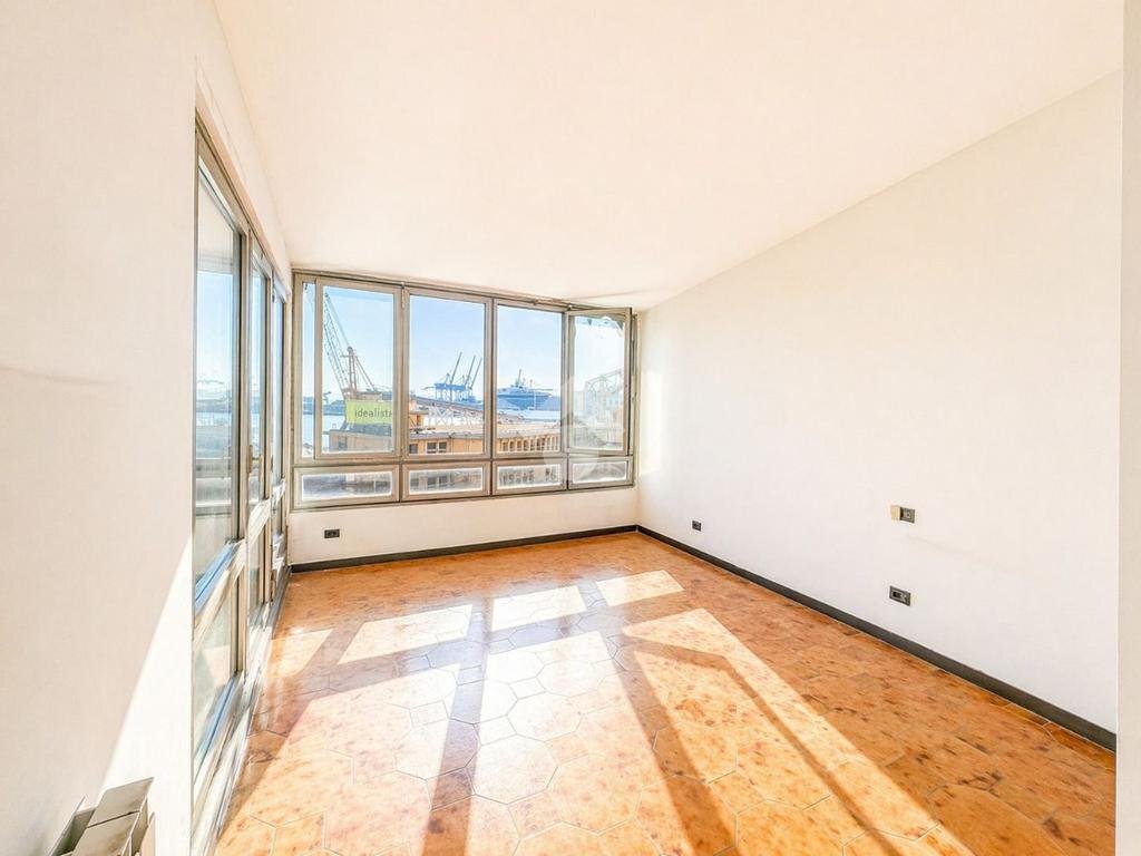 Quadrilocale Via di Santa Croce, Genova - foto 2